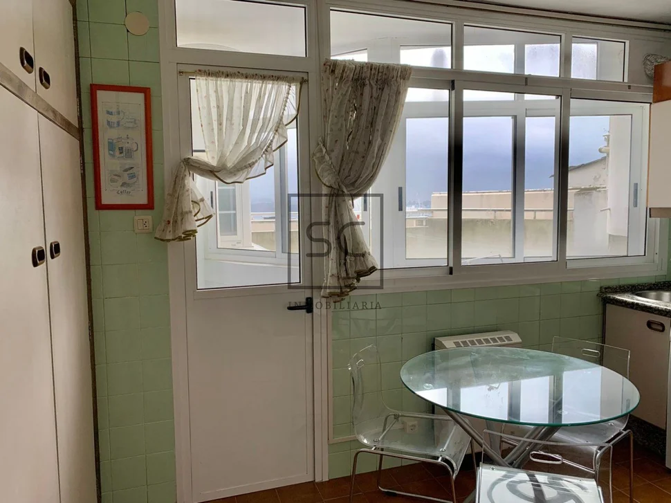 Piso con terraza en el centro, ferrol