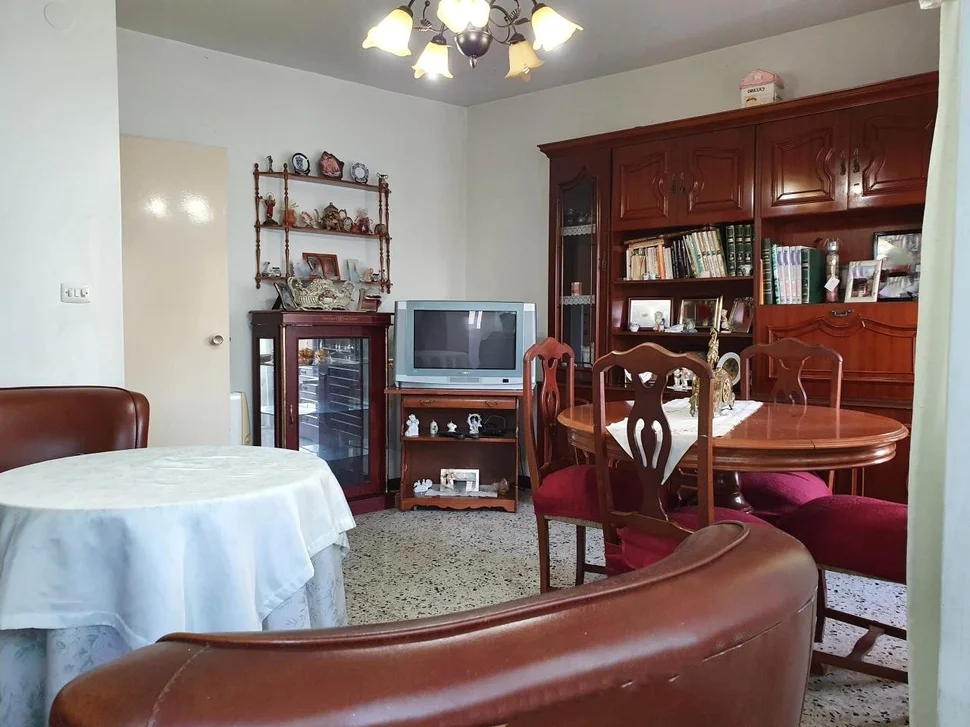 Piso con galerías en o feal-narón