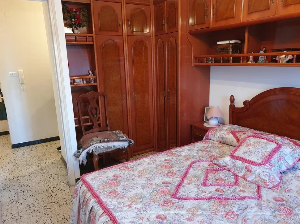 Piso con galerías en o feal-narón