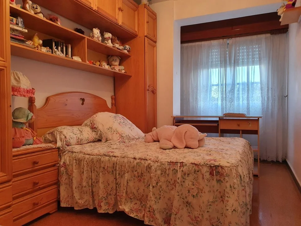 Piso con galerías en o feal-narón