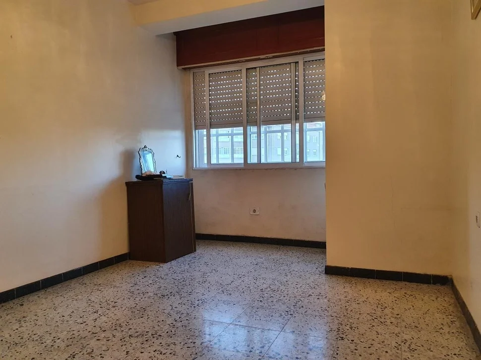 Piso con galerías en o feal-narón