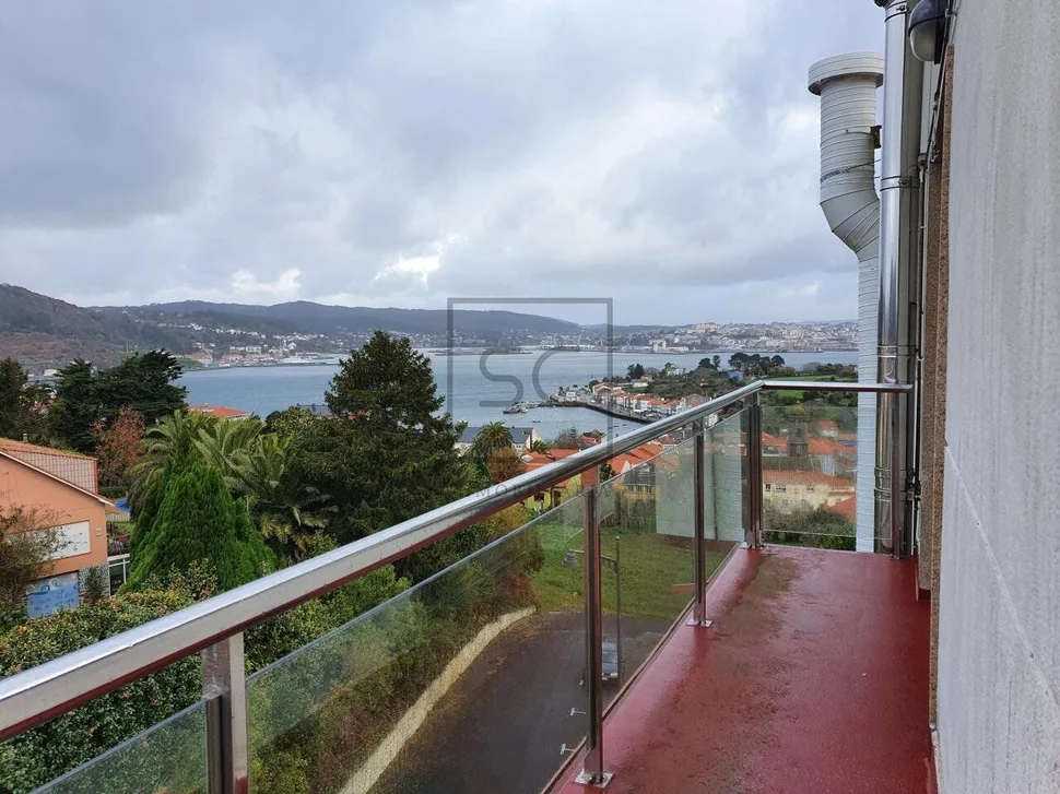 Apartamento con vista a la ría mugardos