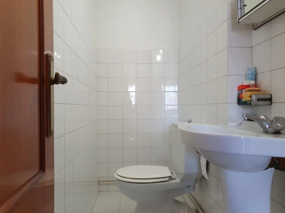 Piso luminoso en perlio-fene