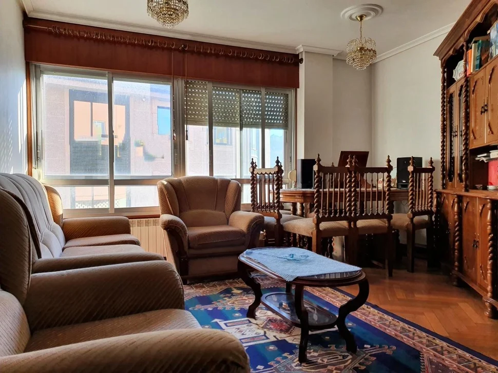 Piso luminoso en perlio-fene