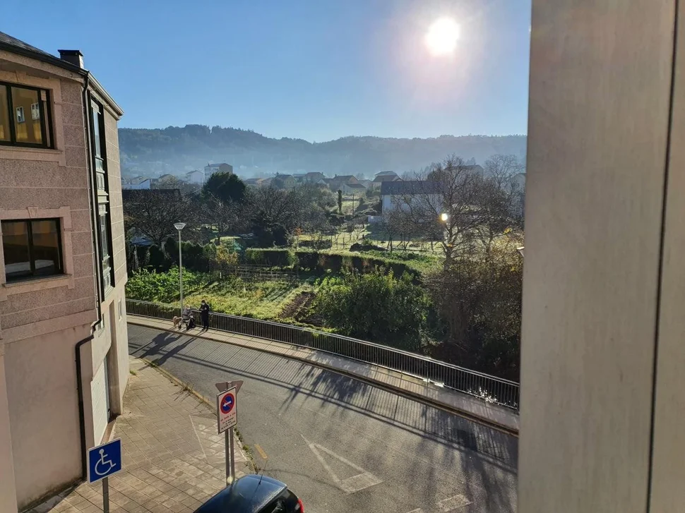 Piso luminoso en perlio-fene