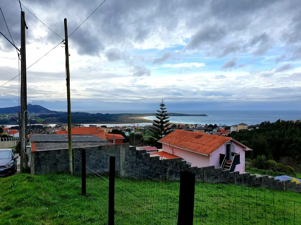 Solar edificable con vistas al faro en valdoviño