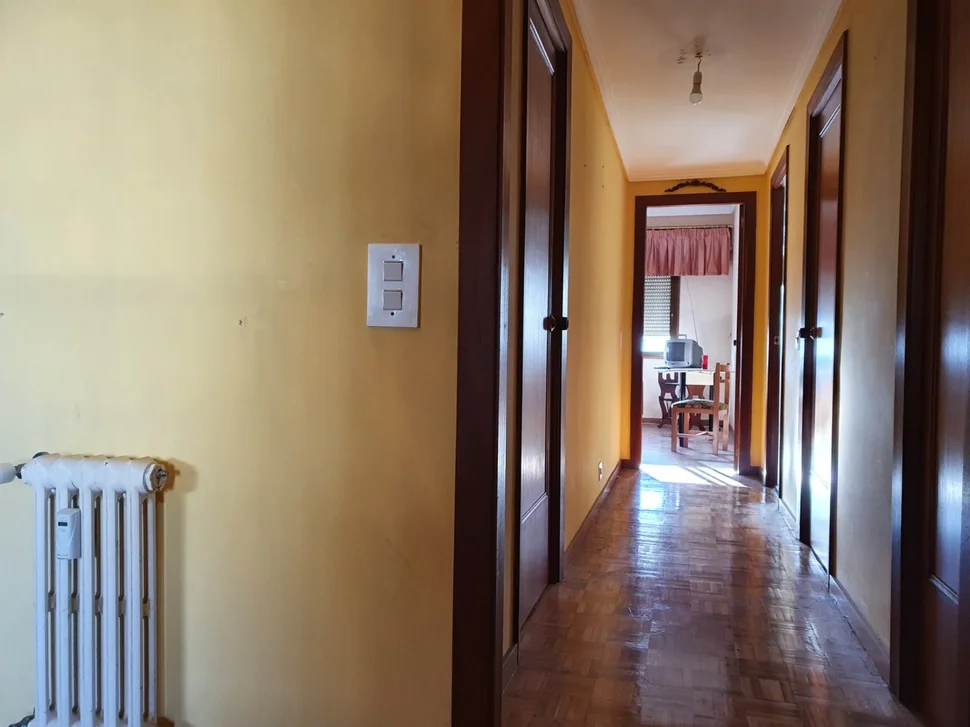 Piso con trastero y plaza de garaje en ultramar-ferrol