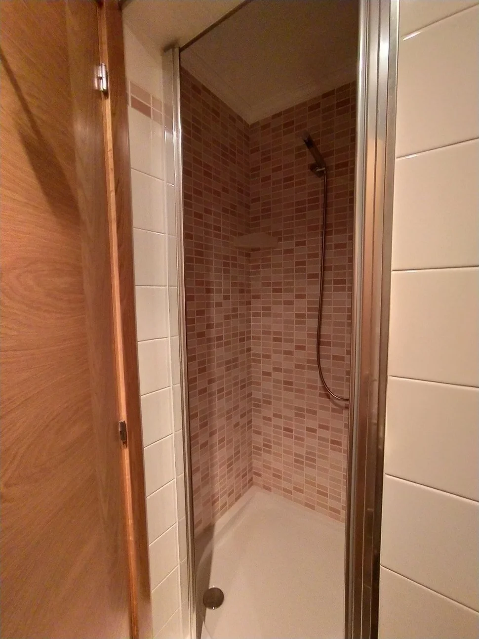 Dúplex luminoso en perfecto estado de conservación en narón, narón