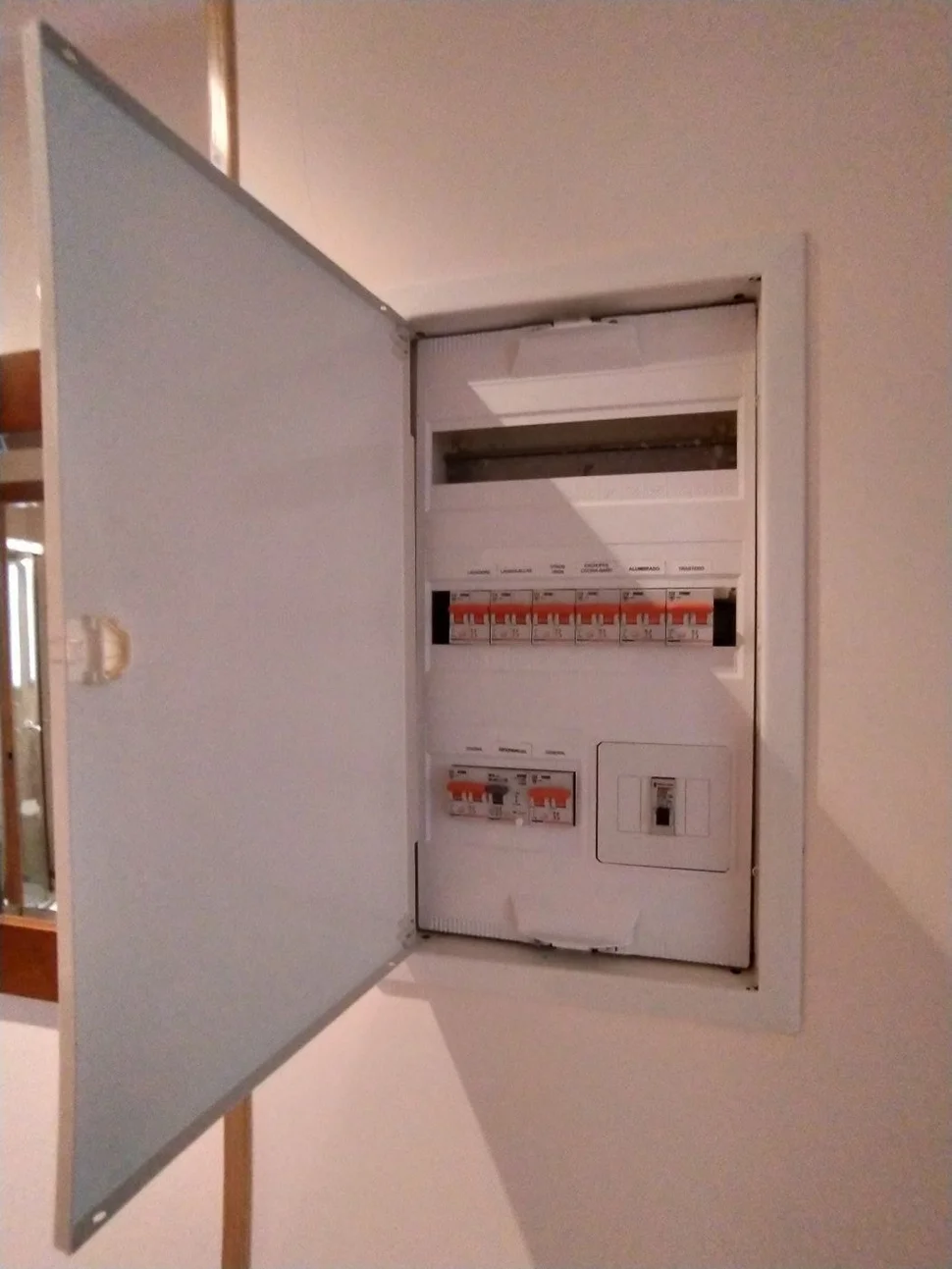 Dúplex luminoso en perfecto estado de conservación en narón, narón