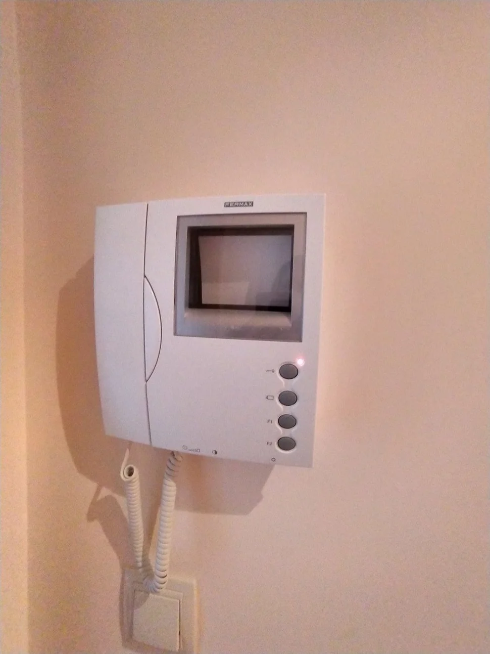 Dúplex luminoso en perfecto estado de conservación en narón, narón