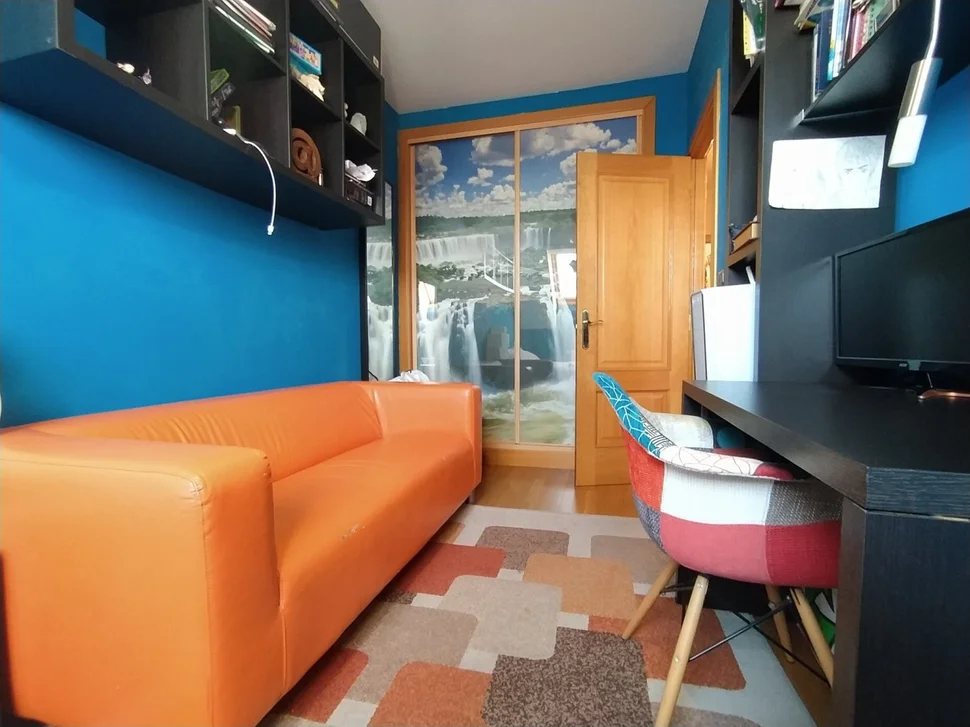 Precioso y voluminoso dúplex en alto castaño, narón