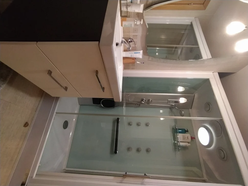 Precioso y voluminoso dúplex en alto castaño, narón