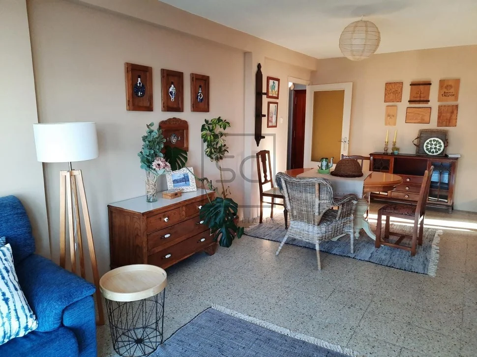 Luminoso piso con vistas sobre la ria en caranza