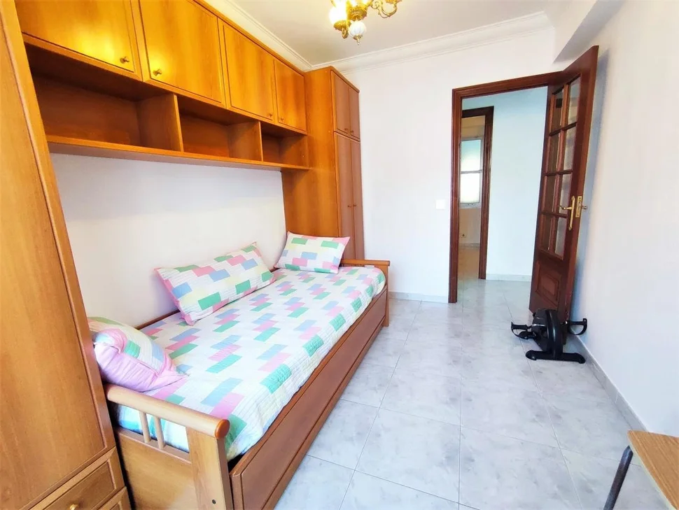 Piso con ascensor y trastero en zona ultramar