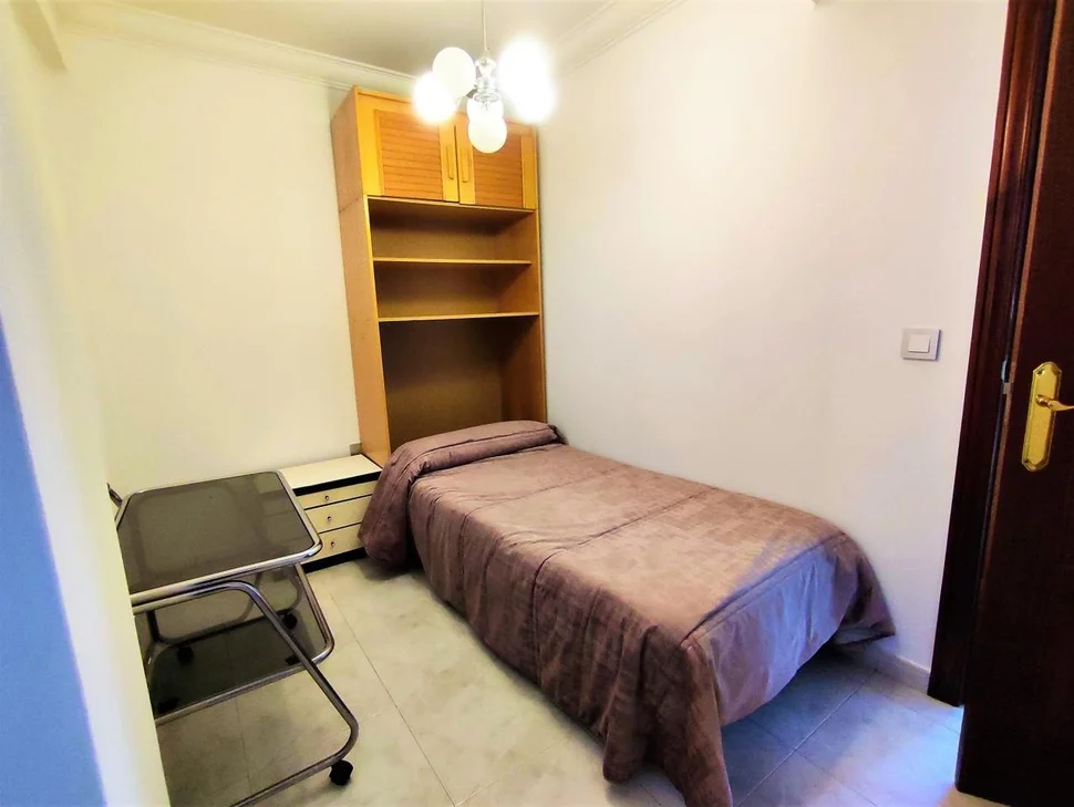 Piso con ascensor y trastero en zona ultramar