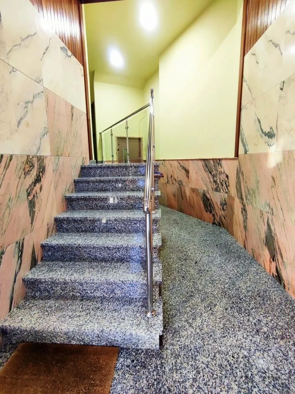 Piso con ascensor y trastero en zona ultramar