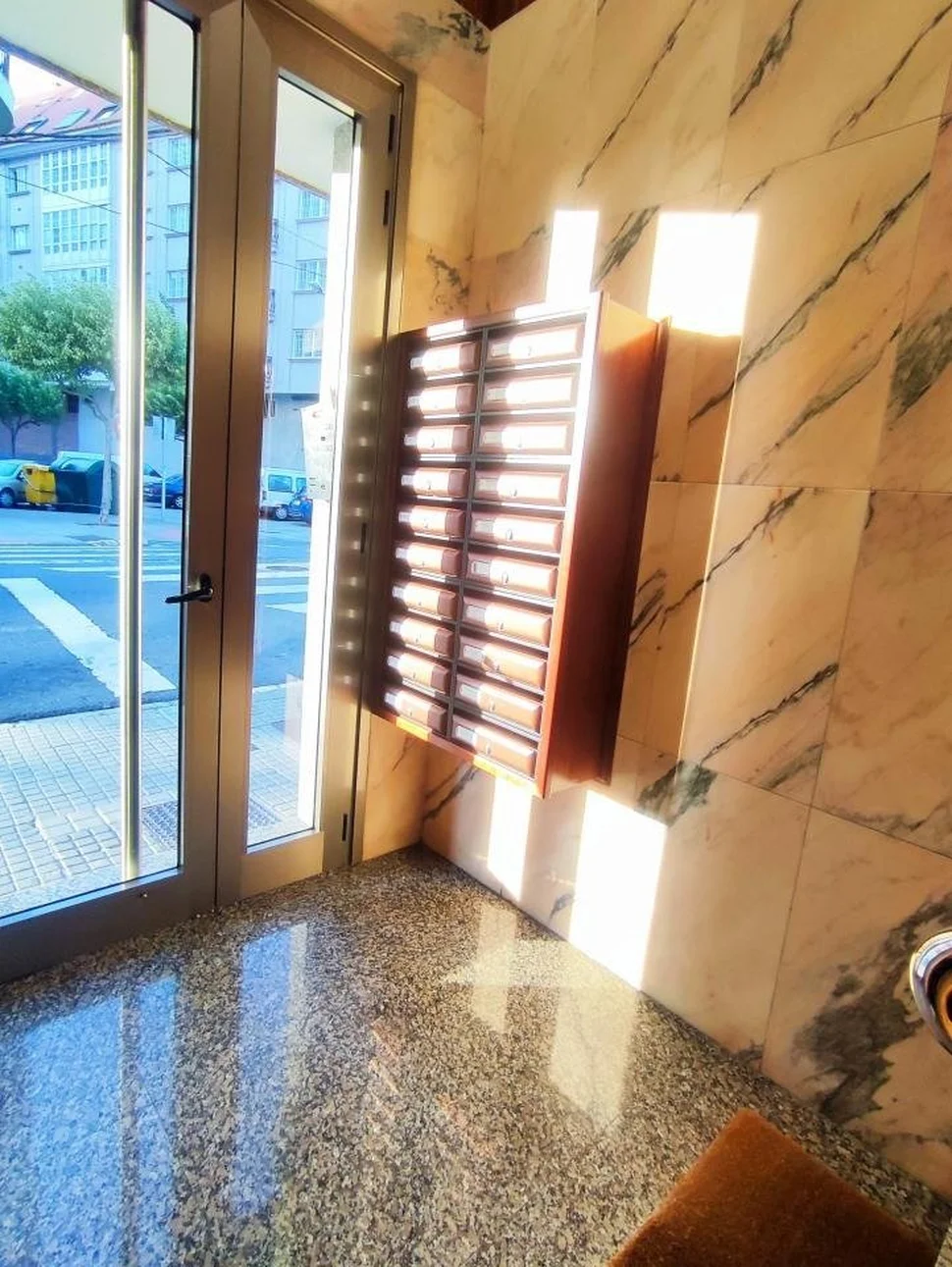 Piso con ascensor y trastero en zona ultramar