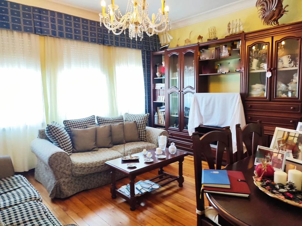 Piso amueblado en santa cecilia, narón