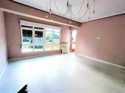 Piso reformado y con ascensor en fene