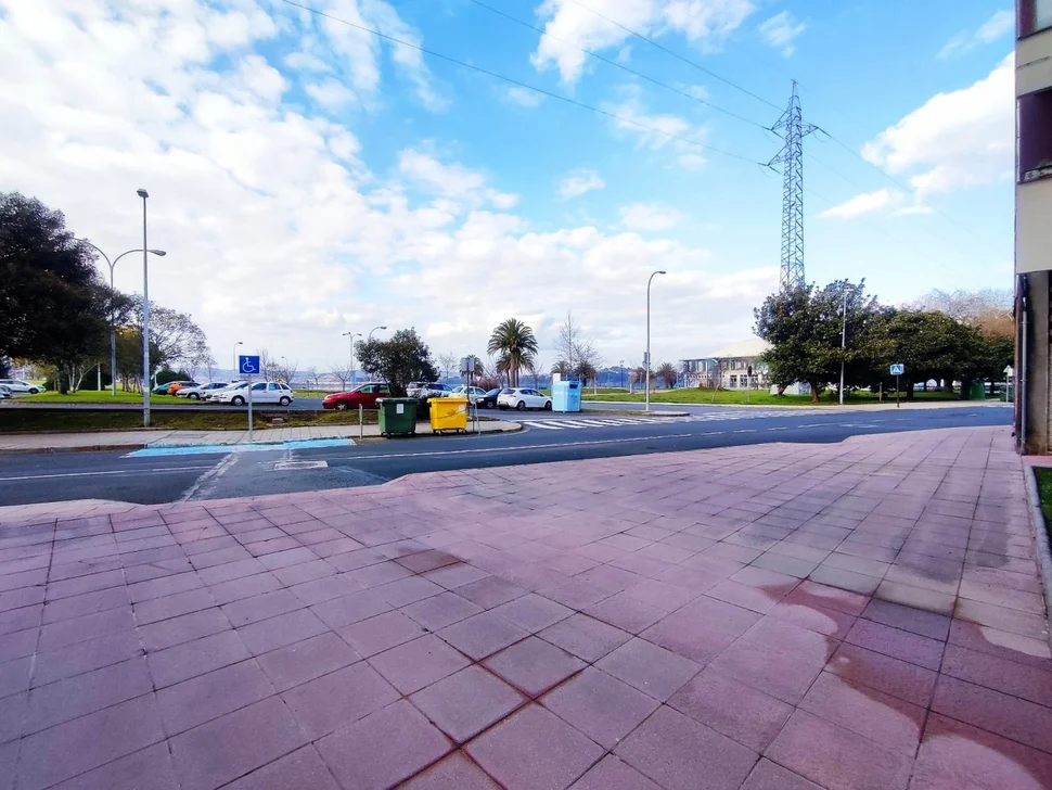 Piso reformado y con ascensor en fene