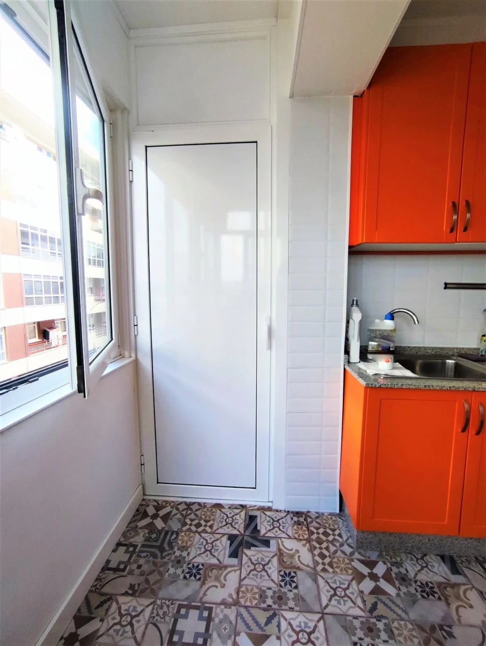 Piso reformado y con ascensor en fene