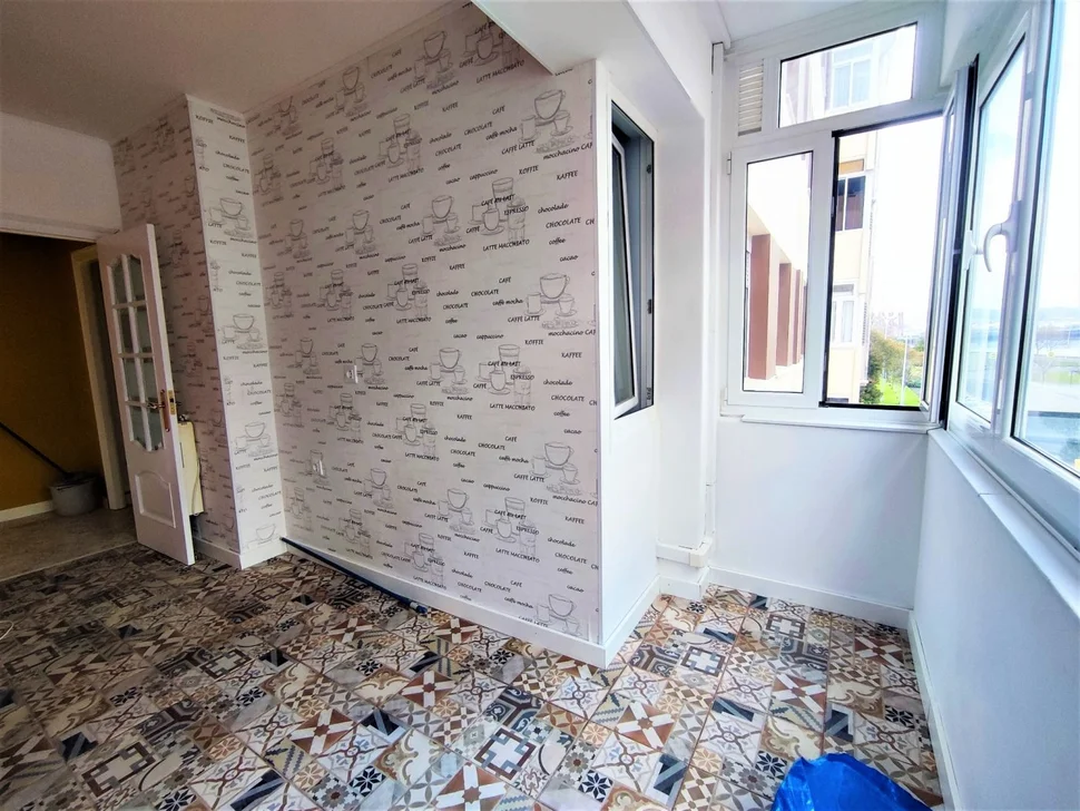 Piso reformado y con ascensor en fene