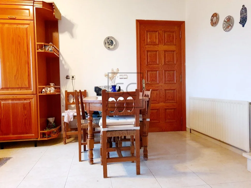 Chalet con bodega y finca, en dorneda, oleiros