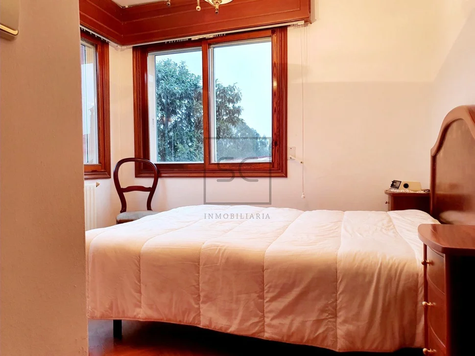 Chalet con bodega y finca, en dorneda, oleiros