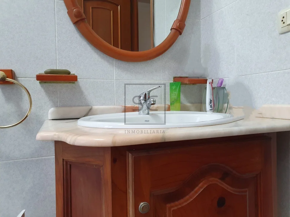 Chalet con bodega y finca, en dorneda, oleiros