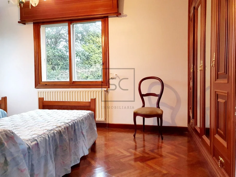 Chalet con bodega y finca, en dorneda, oleiros