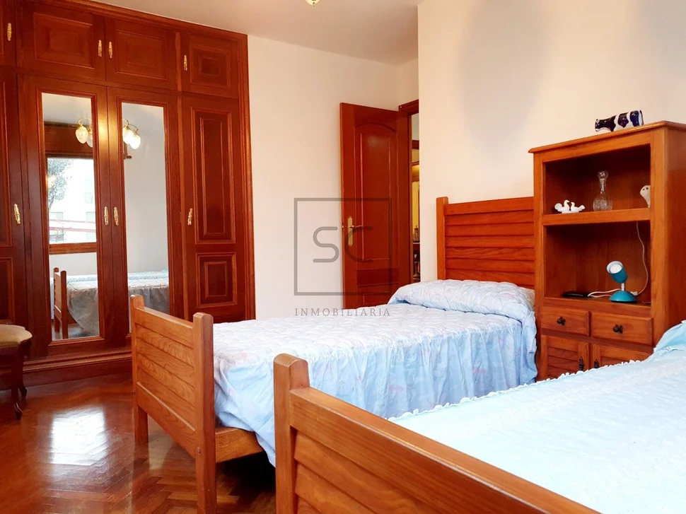 Chalet con bodega y finca, en dorneda, oleiros