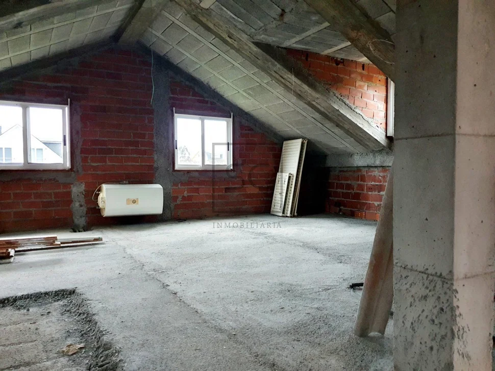 Chalet con bodega y finca, en dorneda, oleiros