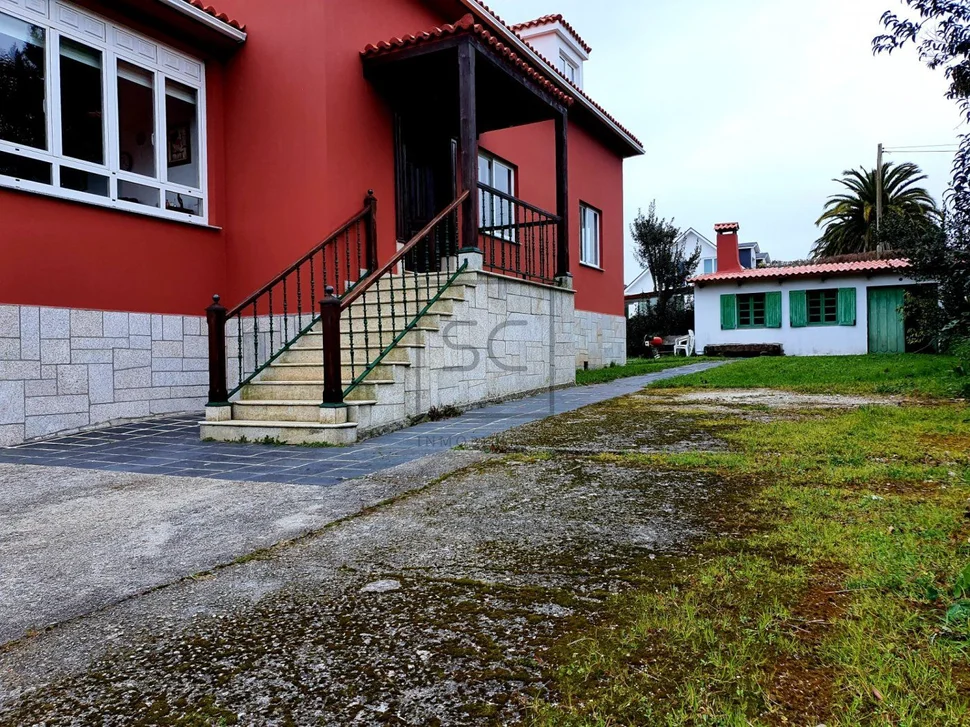 Chalet con bodega y finca, en dorneda, oleiros