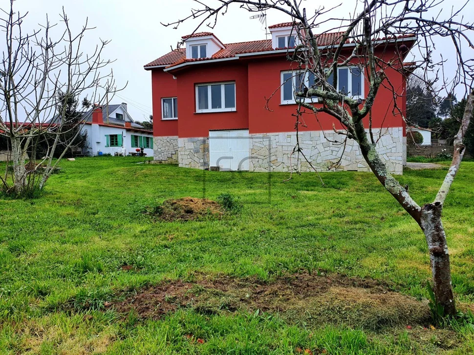 Chalet con bodega y finca, en dorneda, oleiros