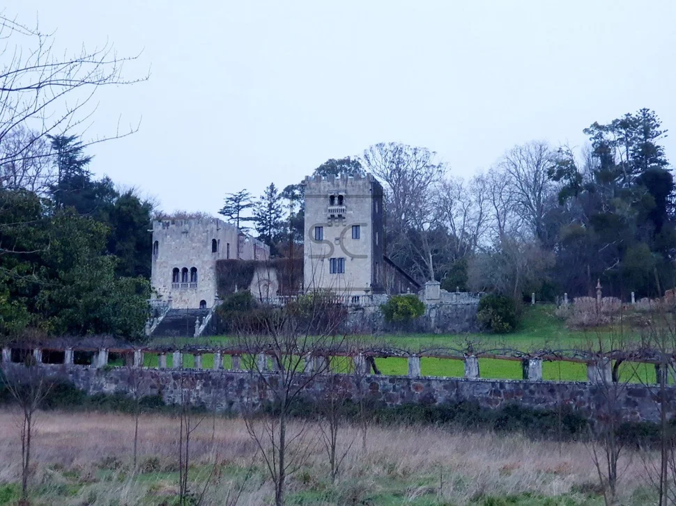 Chalet con bodega y finca, en dorneda, oleiros