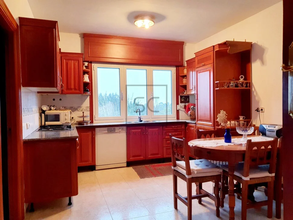 Chalet con bodega y finca, en dorneda, oleiros