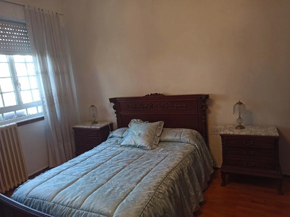 Chalet con finca y bodega