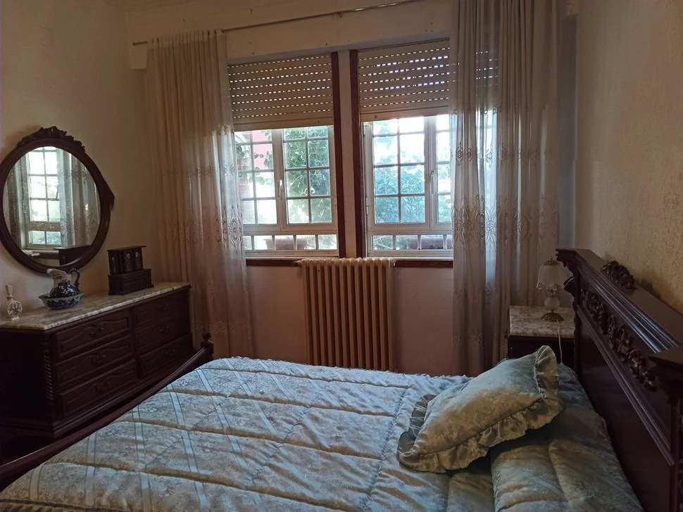 Chalet con finca y bodega