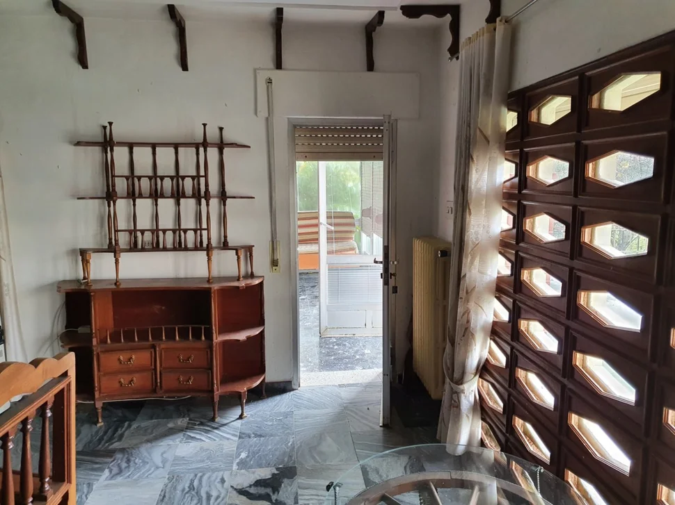 Chalet con finca y bodega