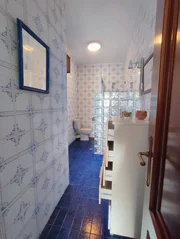 Chalet en neda con jardín, patio, dos bodegas y zona de barbacoa