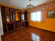 Chalet en neda con jardín, patio, dos bodegas y zona de barbacoa