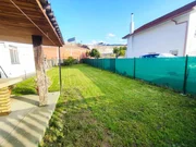 Chalet en neda con jardín, patio, dos bodegas y zona de barbacoa