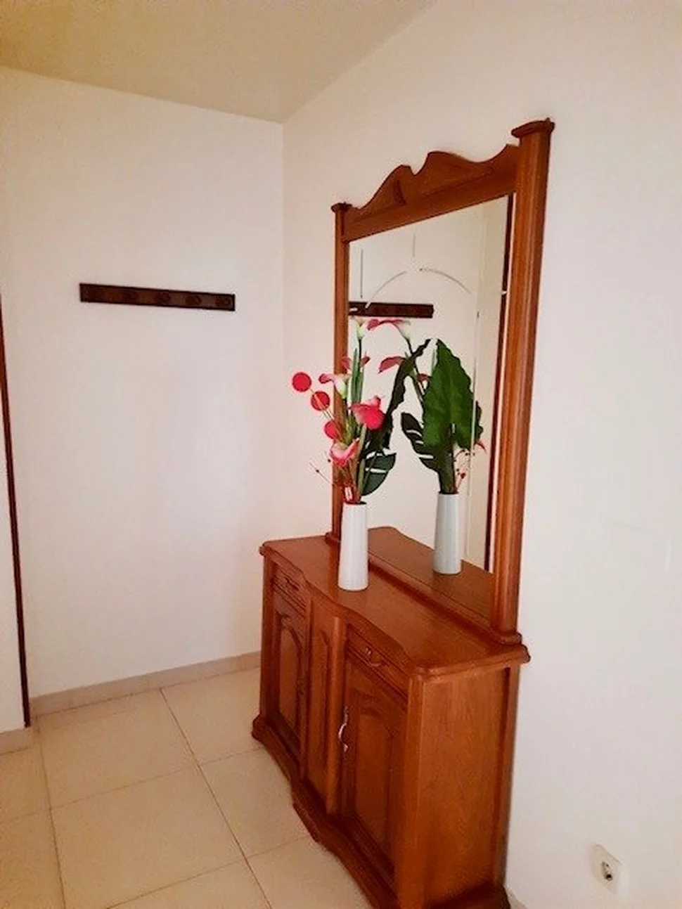 Piso amueblado con ascensor, garaje y trastero