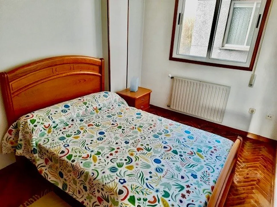 Piso amueblado con ascensor, garaje y trastero