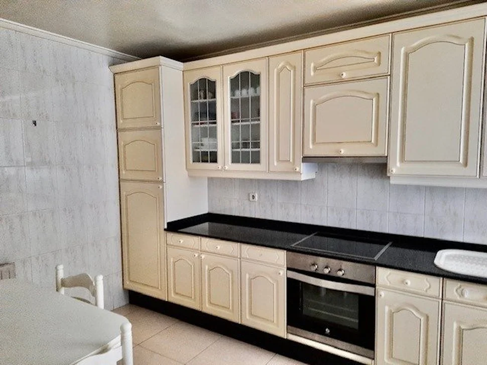 Piso amueblado con ascensor, garaje y trastero