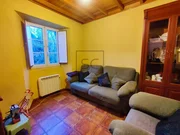 Casa con finca y dos bodegas en san saturnino, san sadurniño