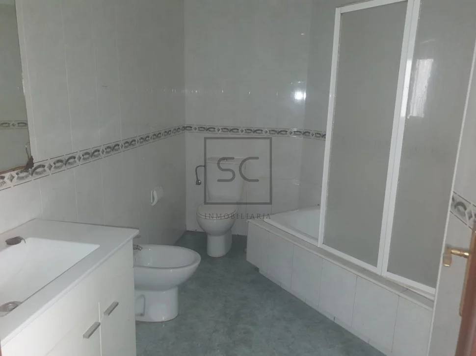 Piso con ascensor, garaje y trastero