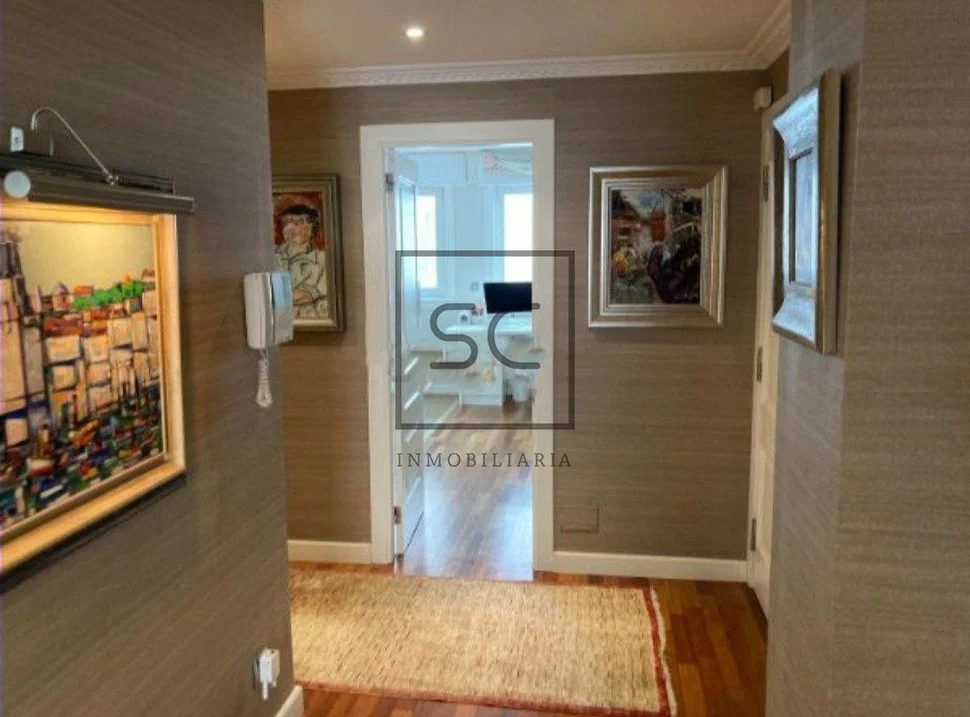 Amplio piso con dos entradas