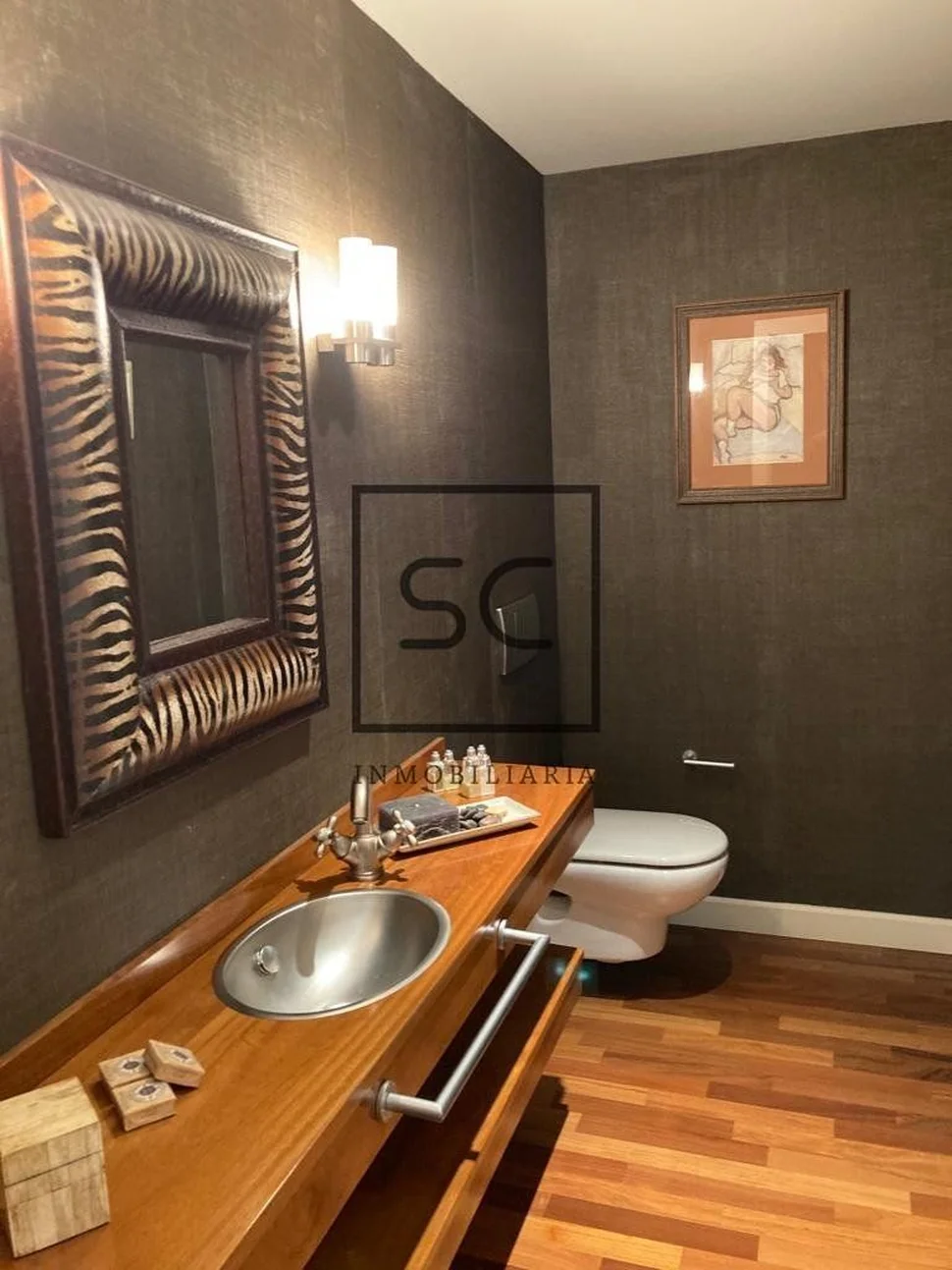 Amplio piso con dos entradas