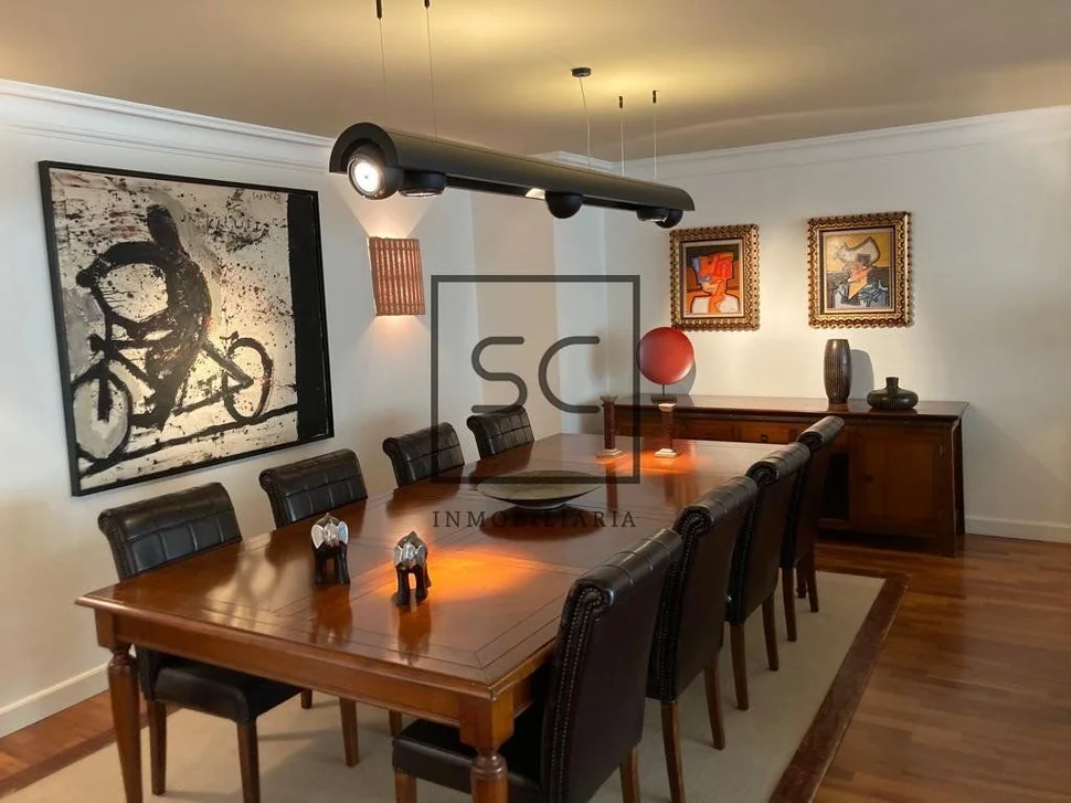 Amplio piso con dos entradas